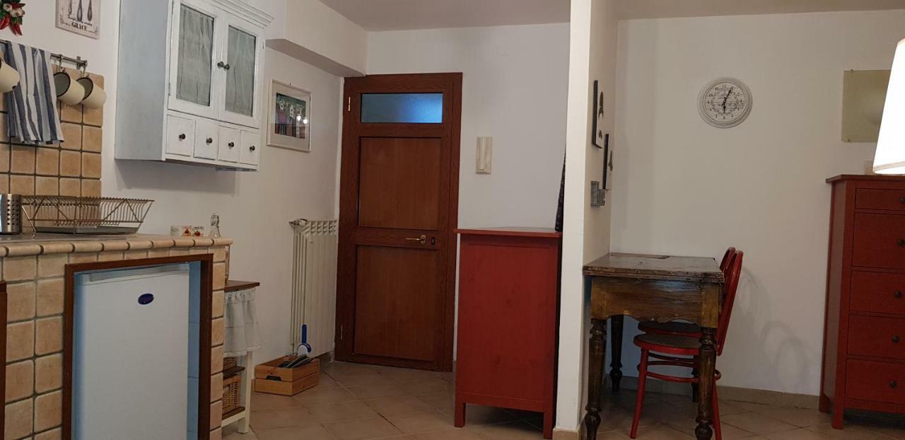 Tabor 1 Casa Vacanza In Villa Napoli Bagian luar foto